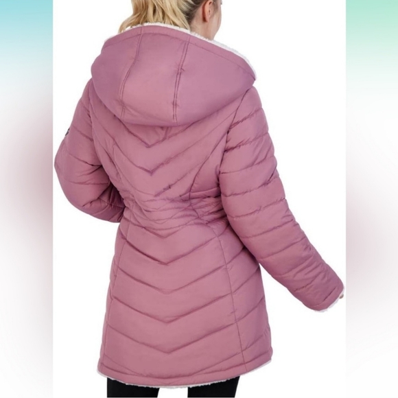 Reebok Reversible Puffer Jacket - Picture 3 of 9